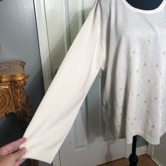 Cream and Gold Star Accent Acrylic Sweater - Picture 4 of 8